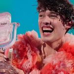 Svajciarsky vitaz Eurovizie sa vzdal trofeje