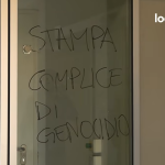 Talianski politici odsudili utok vandalov na redakciu novin