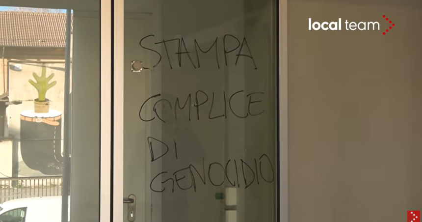 Talianski politici odsudili utok vandalov na redakciu novin