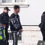 Trojiica mladikova surovo napadla a okradla muza