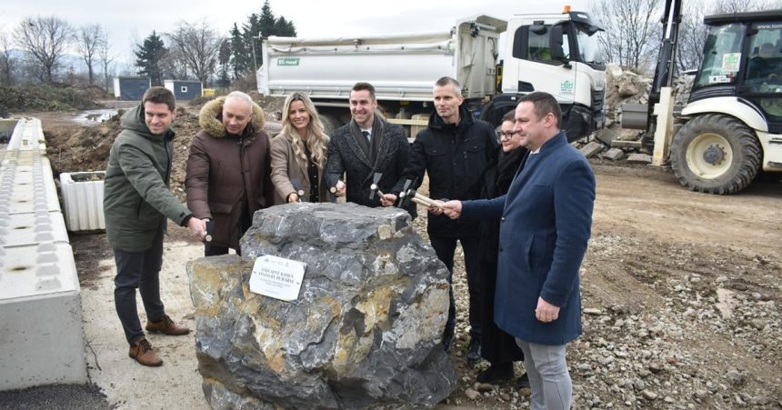 V Dubnici nad Vahom zacali stavat mestsku plavaren