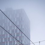 Vystrahy pred hmlou platia na celom Slovensku v piatok