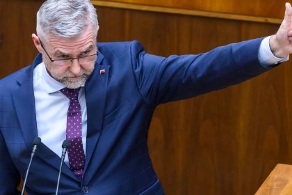 Analyza etickeho kodexu poslancov Gaspar nebude muset priznat ze je v konflikte zaujmov