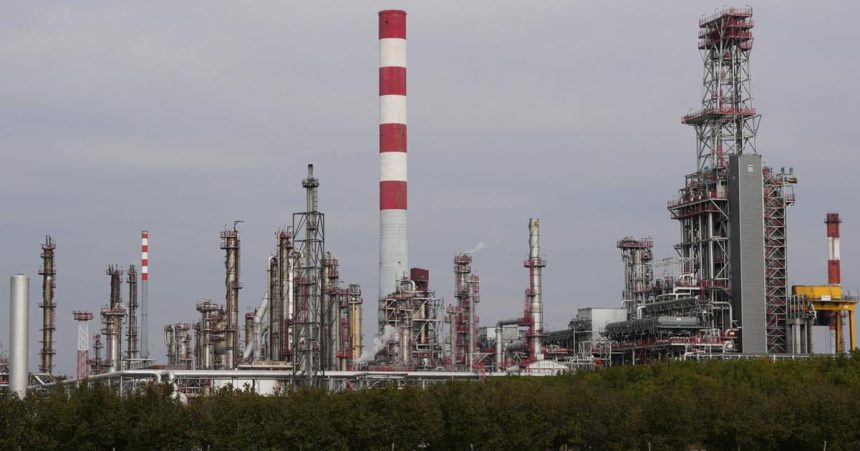 Chorvatsko JANAF je pripraveny obnovit dodavky ropy do Srbska