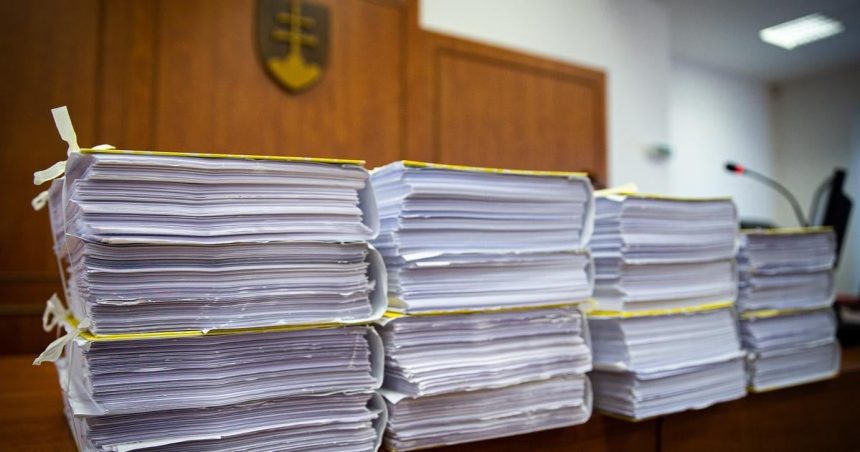 DEMOCRATI Rozsudok v kauze Krone 2 ohrozuje vyuzitie vypovedi kajucnikov demokrati ziadaju o zmenu zakona