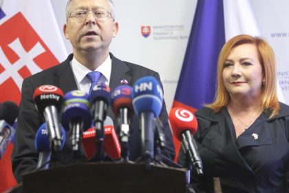 Dane najomne byvanie a veto v EU ministri financii Slovenska a Ceska otvorili citlive temy