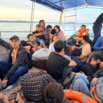 Filipiny nasadza potapacov na patranie po nezvestnych z potopeneho trajektu