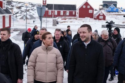 Frederiksenova pricestovala do Gronska aby vyjadrila podporu