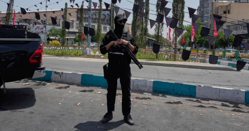Iran Pri protestnych stretoch na zapade krajiny zomreli styri osoby