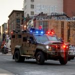 Madura s manzelkou eskortovali na newyorsky sud