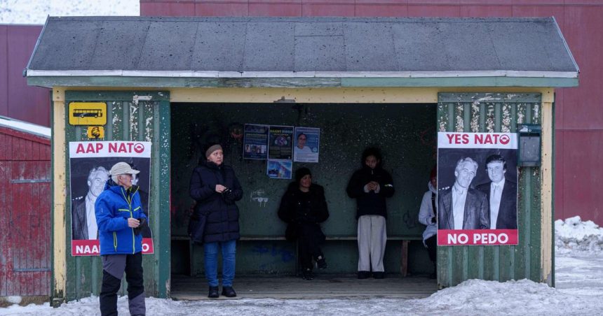 Neil Young obyvatelom Gronska daroval svoju hudbu na zmiernenie stresu z Trumpa