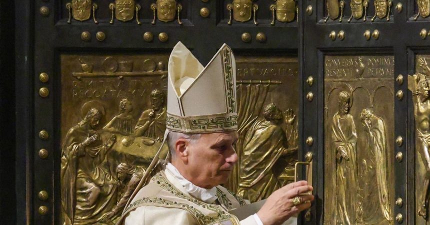 Papez Lev XIV uzavretim Svatej brany ukoncil Jubilejny rok