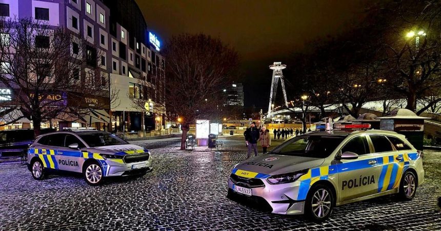 Policia riesila nehody a vytrznictvo na Silvestra