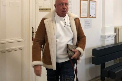 Pozemky kradli ako vo filme z Talianska Na sude vypovedal agent Drag