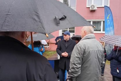 Regulovane parkovanie moze este narazit Primator sa stretol s obyvatelmi kosickeho sidliska