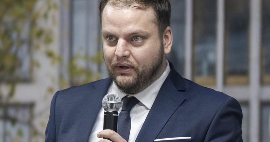 SaS vyzyva Lorenca aby odstupil z postu generalneho tajomnika sluzobneho uradu Ministerstva zdravotnictva