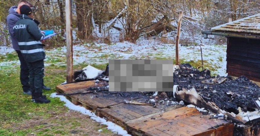 V zhorenom obytnom privese nasli bezvladne telo