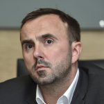 Vlada podla PS zlyhava pri rieseni krizy dostupneho byvanya ktora ohrozuje najma mladych
