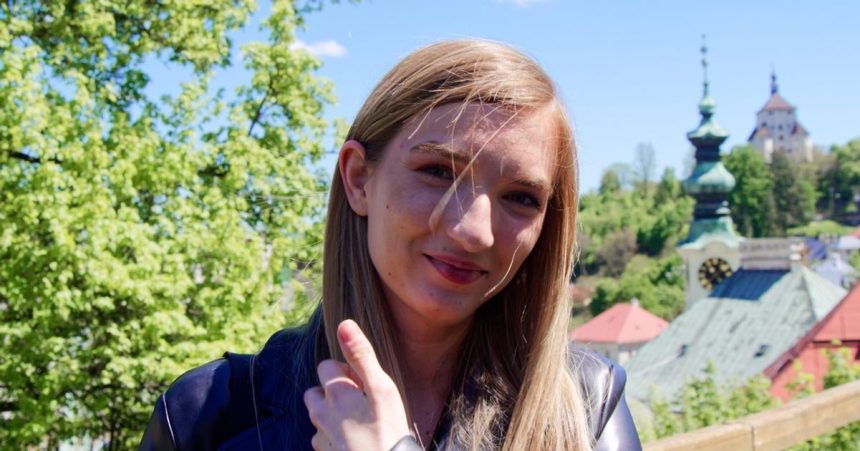 Ani tri roky po covide nedokaze zit normalne problem jej robia aj bezne ukony nadej ma v zahranici