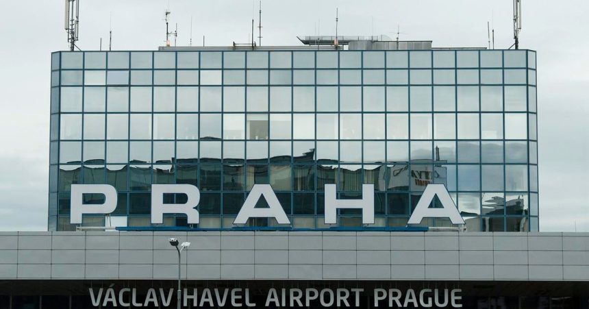 Ceske letiska zaznamenali vlani rekordny rok vybavili viac ako 19 milionov cestujucich