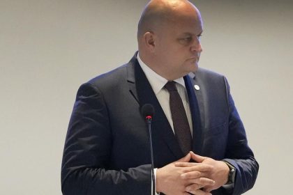 Chorvatsko ponuka Slovensku a Madarsku ropovod Adria ako kratsiu a lacnejsiu alternativu
