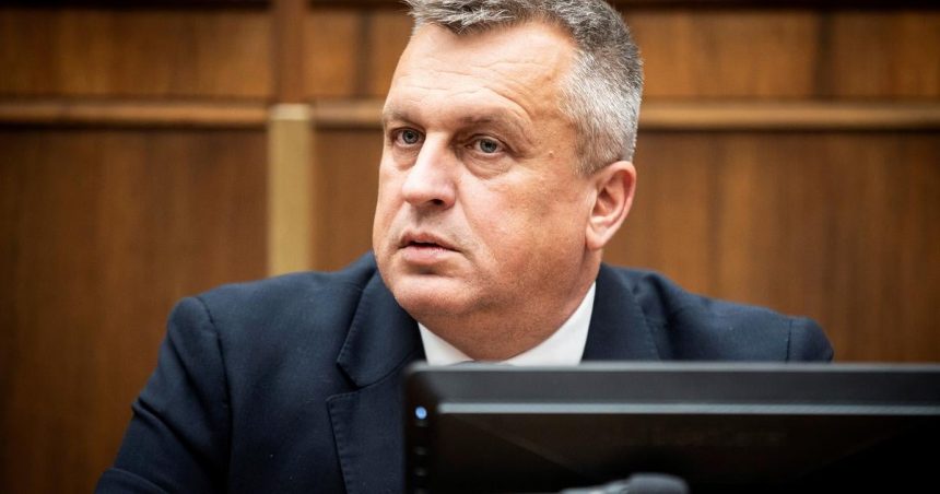 Danko vyzyva vladu aby predvolala velvyslanca Ukrajiny pre ropovod Druzba