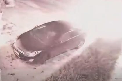 FOTO V meste sa pohybuje podpala kodu uhradia vetci obyvatelia Zachytila ho kamera