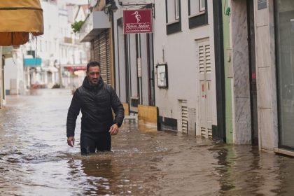 Francuzsko Vlna povodni prekonala vsetky rekordy tvrdi veduca varovneho systemu