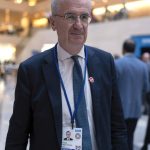 Guverner francuzskej centralknej banky oznamil svoj odchod