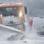 Huste snezenie zastavilo prevadzku na letisku Schwechat vo Viedni