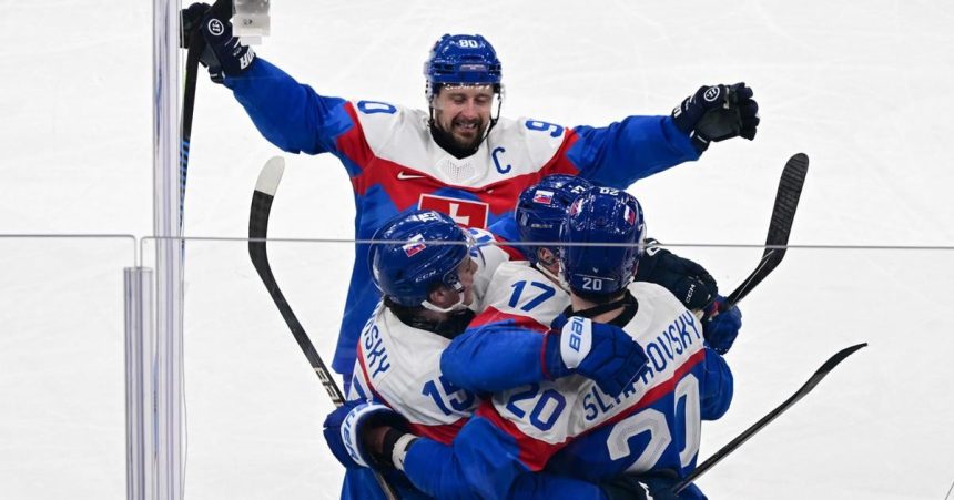 KVIZ Slovensko je plne hokejovych trenerov ale co ak sa objavi tento kviz Das aspon 7 z 10