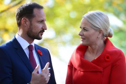 Norska korunna princezna vyjadrila lutost nad svojim priatelstvom s Epsteinom