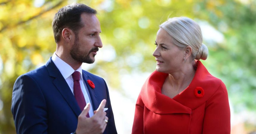 Norska korunna princezna vyjadrila lutost nad svojim priatelstvom s Epsteinom