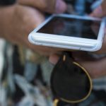 Obetou podvodu sa stal muz ktory mal pomoct pribuznemu odblokovat ucet