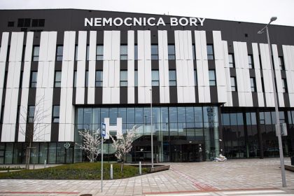 Penta upozornuje na nizsie marze sukromnych nemocnic