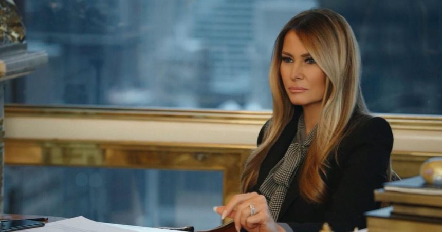 Pustite fanfary uz sa stahuju keby chceli nakruitit parodiu o prvej dame vyzerala by ako Melania