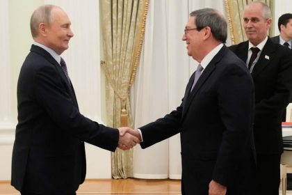RUSKO Putin prijal v Kremli kubanskeho ministra zahranicnych veci