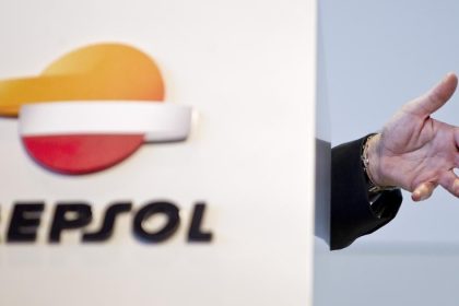 Ropa Zisk spanielskej spolocnosti Repsol naprik nizsimm cenam ropy vlani vzrastol