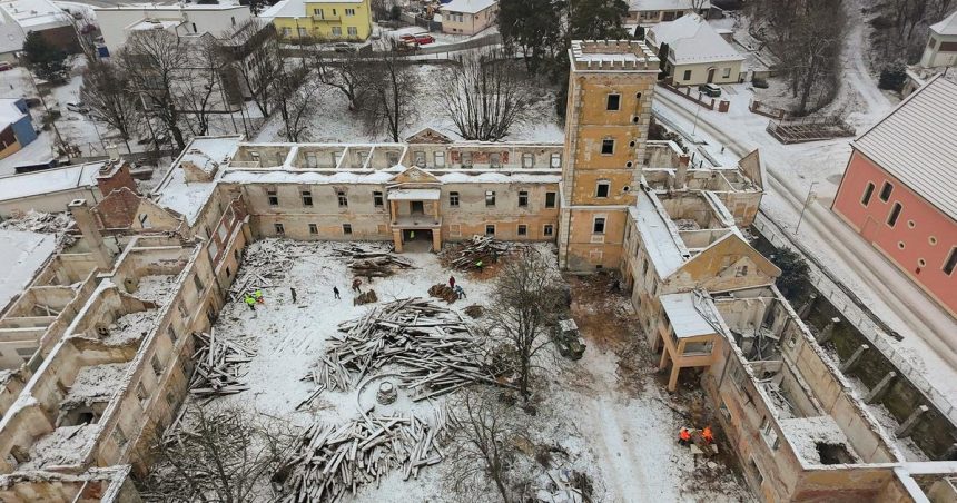 Sci fi sa nekona cenu nakoniec znizila sutaz kastiel dostane novu strechu