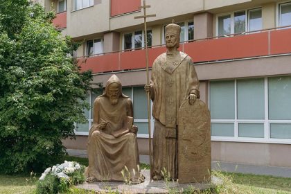 TRNAVA Na Univerzite sv Cyrila a Metoda chcu z najvysej pozicie riadit dve zeny