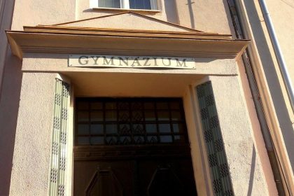 TSK planuje vybudovat nove ucebne v gymnaziu v Banovciach nad Bebravou
