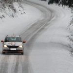 V niektorych oblastiach si vodici musia davat pozor na poladovicu