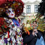 Vikend Vsetko su to zamaskovane procesie a hry