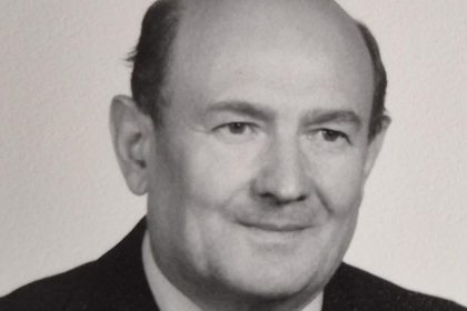 Zomrel Ivan Sotak zakladatel Katedry fyzikalnej chemie na Univerzite P J Safarika Mal 96 rokov