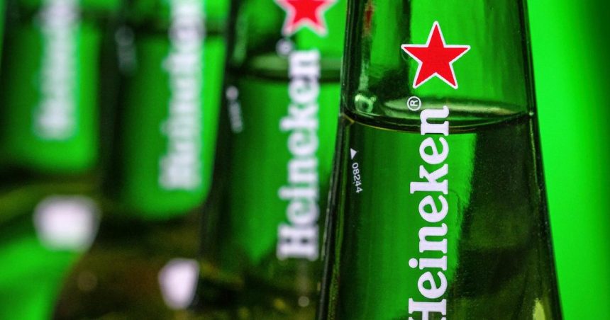 pivovarnicky gigant heineken planue v priebehu dvoch rokov prepustit az 6000 zamestnancov