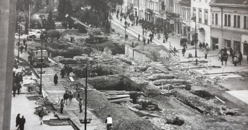 plesne skrabali robili sa kvaple cast hlavnej otvoria ako konzervu kvoli davnemu problemu