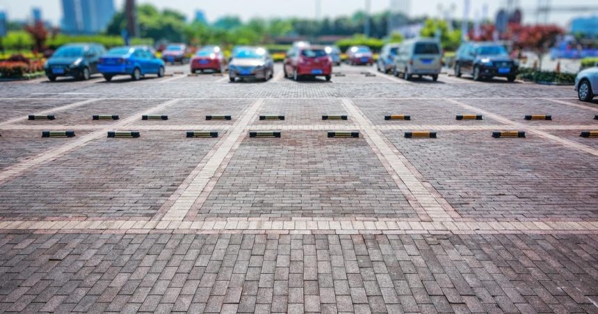 prievidza planuje vybudovanie zachytneho parkoviska pre dochadzajucich pracujucich cielom je odlahcit dopravu