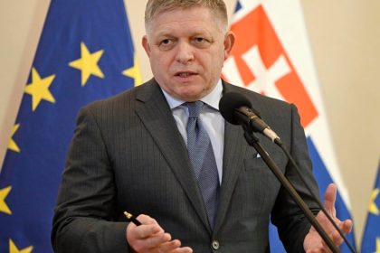 Ceny benzinu a nafty na Slovensku budu na urovni krajin V4 a lacnejsie ako v Rakusku