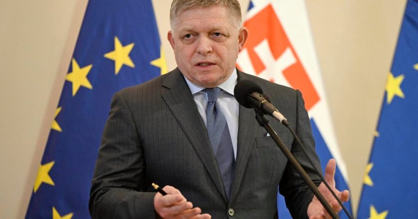 Ceny benzinu a nafty na Slovensku budu na urovni krajin V4 a lacnejsie ako v Rakusku