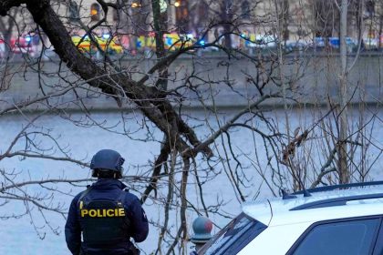 Ceska policia zadrzala piatu osobu v suvislosti s poziarom v Pardubiciach